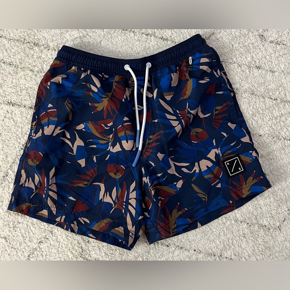 American Eagle / Swimmode Men Tropical Print Drawstring Waist Swim Trunks
